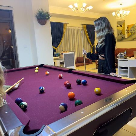 Route 66 Beach Hostel ดูไบ ภายนอก รูปภาพ
