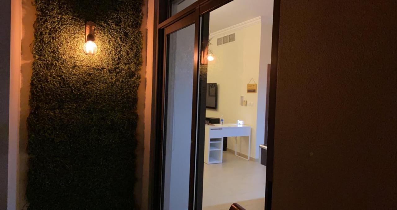 Route 66 Beach Hostel ดูไบ ภายนอก รูปภาพ